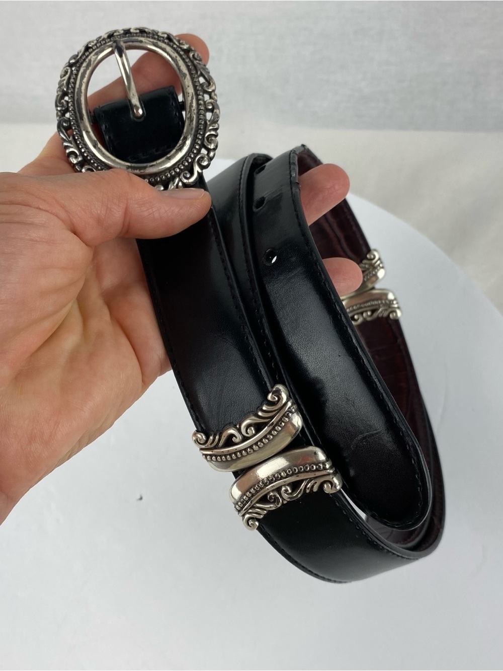 Black / Brown Faux Leather Women’s Reversible Belt with Ornate Silver Buckle